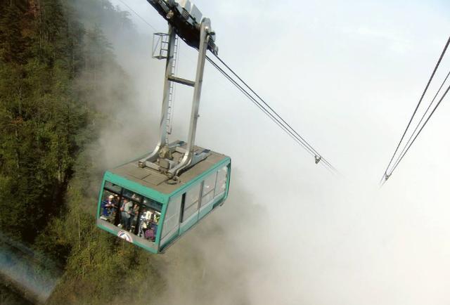 峨眉山:从前爬不动,现在爬不起!中国的三座名山如今就差“空气收费”了