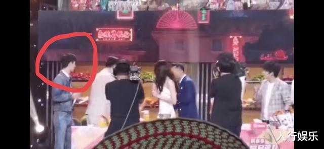 「迪丽热巴」热巴被变态骚扰现场反应：王一博觉出不对、汪涵控场、大张伟保护