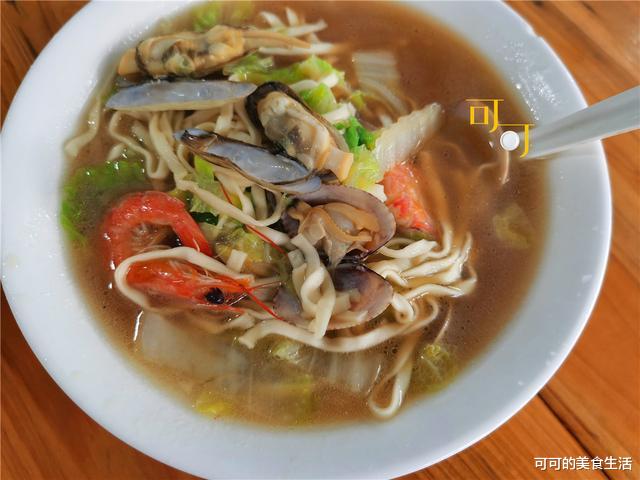 鸡蛋面|象山东旦村吃25元一碗的海鲜面当早餐，你说贵还是不贵？