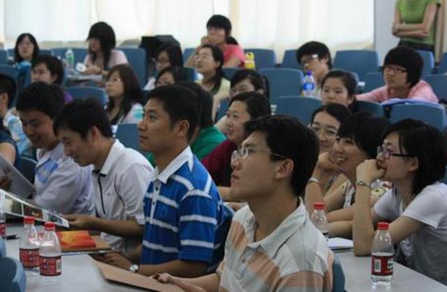 大学|大学专科有4个热门专业，就业率比较高 ，考上就是幸运