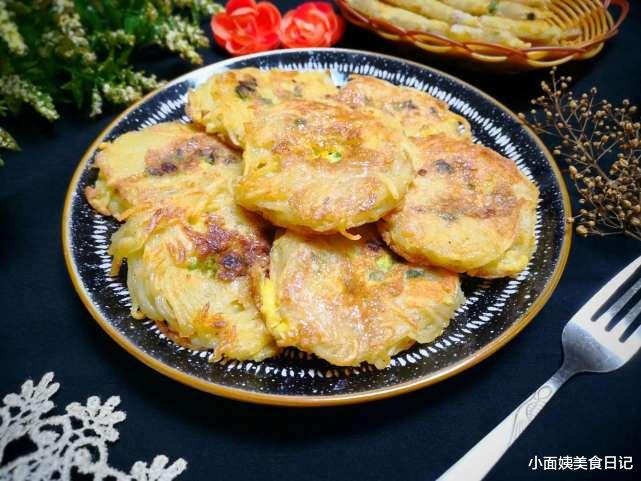 土豆丝|夏天做早餐，我从不用面粉，用它代替，酥脆醇香，好吃不长肉，香