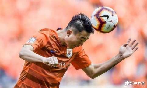 山东鲁能|没有伤病,无缘鲁能23人名单!鲁能后防大闸处境尴尬