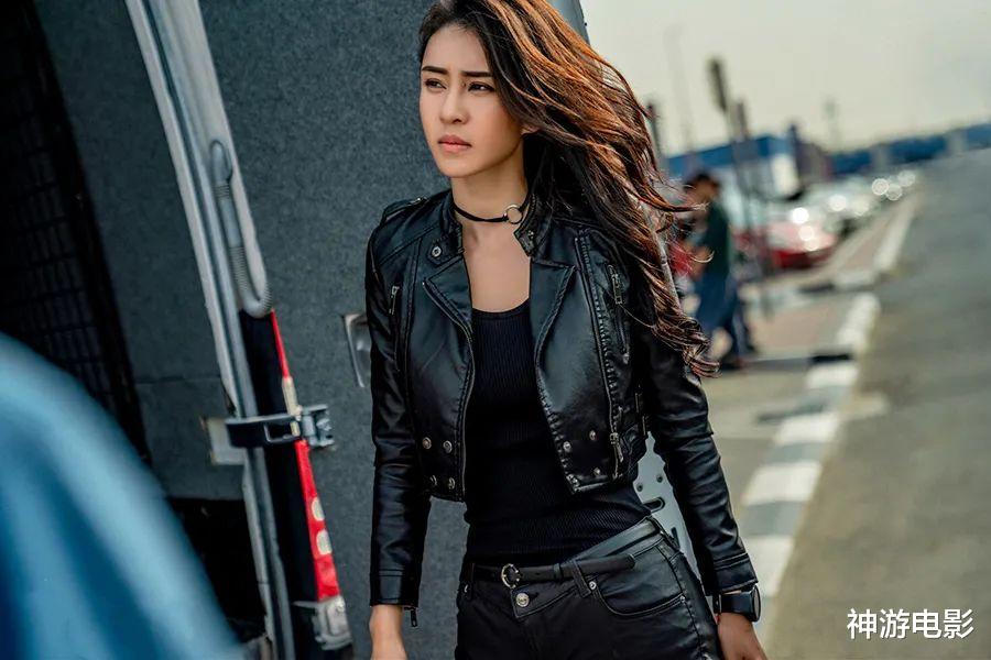 成龙|上映3天大盘占比跌至4%，成龙新片票房扑街，片方亏个底朝天