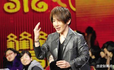 刘谦■王力宏冲到春晚后台，怒打刘谦两耳光，7年前的春晚发生了什么？