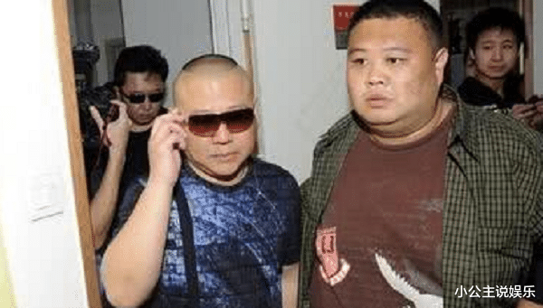 相声|他是于谦的师弟，看着面善却纹着马头金刚，还有自己的公司