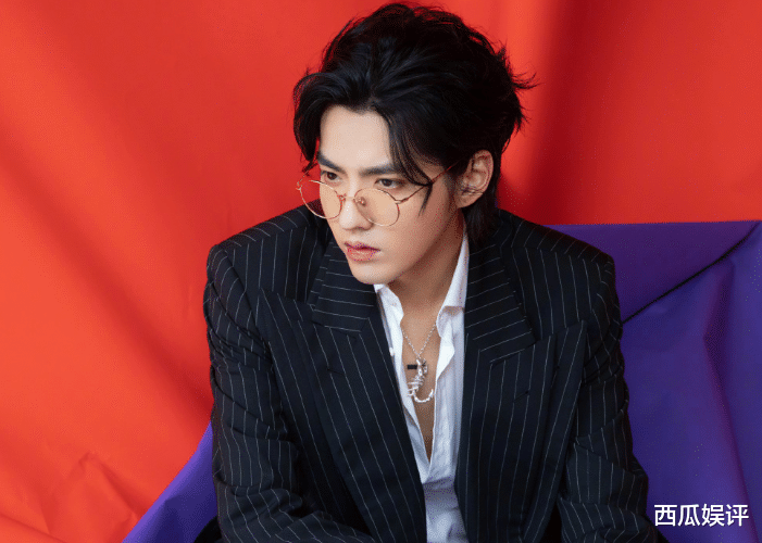 「吴亦凡」吴亦凡加盟《创3》后，《青你》再度官宣新任X导师，求生欲太强！