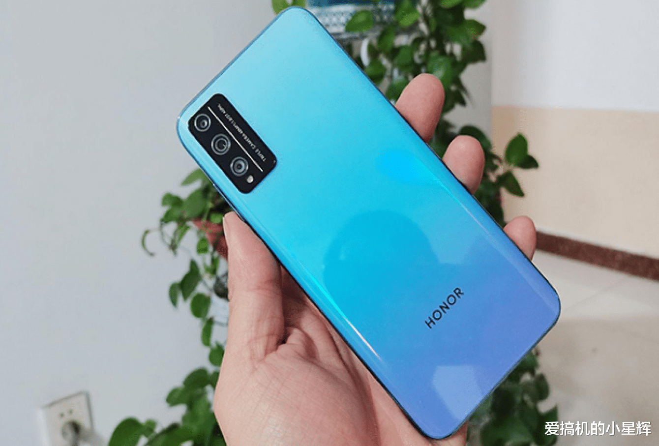 网站首页 潮科技众所周知,荣耀9x完全称得上是去年华为的千元机皇了