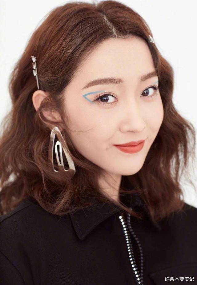 「发型」“渣女烫”已经过时了,2020年流行这4种“发型”,8成女生都适合