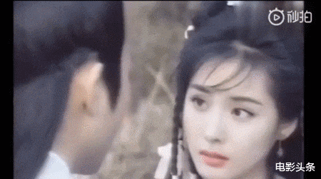 『国产剧』比Angelababy抠图还辣眼,国产剧又把观众当傻子