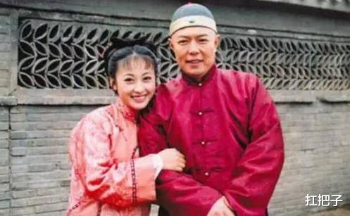 张铁林■曾与大25岁张铁林同居多年，后嫁大23岁演员息影，37岁成人生赢家