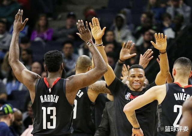 火箭队|尴尬！出局仅18小时！火箭正式离队第一人！昨天哈登还说关系很好！