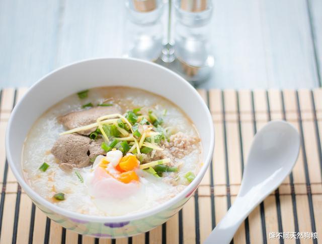 狗狗为什么会得肠胃炎？该如何治疗？