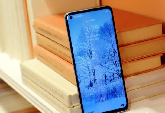 荣耀play4|千元5G手机荣耀Play4和荣耀30青春版买哪个？对比后再选择