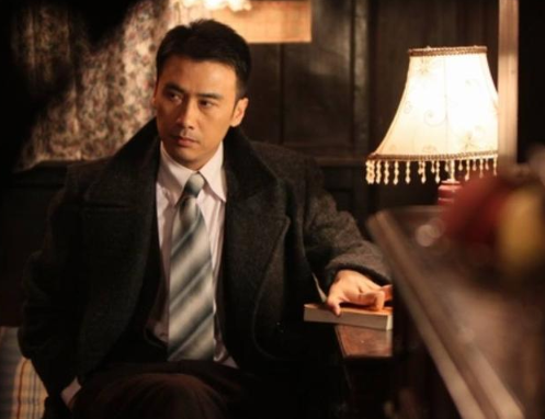 北京电影学院|北影唯一满分学生,因长得太好看改行,现入行30年甘愿不温不火