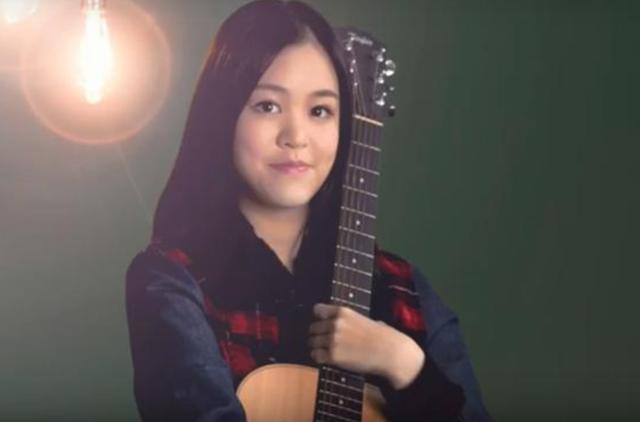 [刘銮雄]刘銮雄前女友女儿罕见爆照，收父亲2亿元的珠宝，连声爸爸都不喊