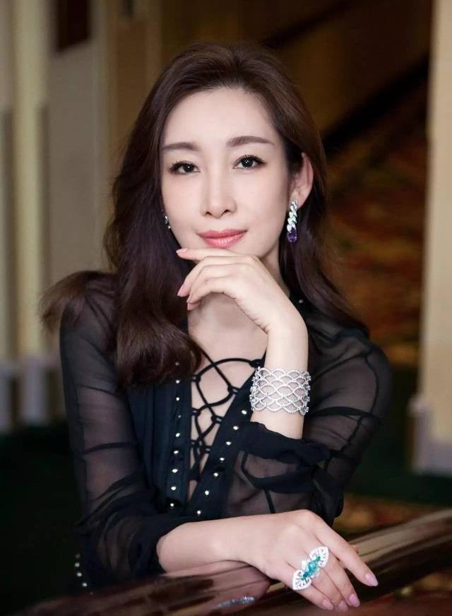 「秦海璐」刘烨：秦海璐是我们班最丑的女演员！秦海璐一句话让他羞愧不已