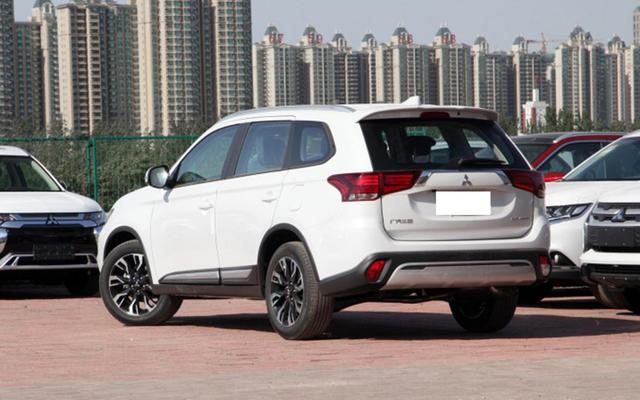荣威|3款被忽视的紧凑型SUV，品牌强口碑好，不买奇骏、RAV4可以选它们
