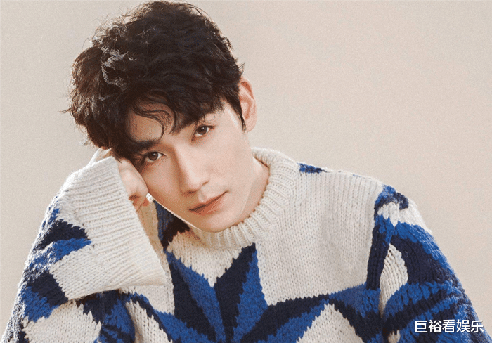 王一博|9月最受欢迎男演员出炉：邓伦第5，王一博第3，榜首断层登顶！
