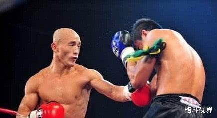 ##刘二狗被吓“破胆”，恳求一龙取消29日比赛，害怕被打残进医院