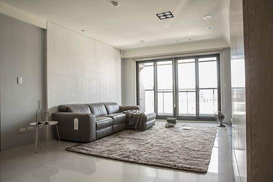 |102平现代风装修，天花板设计独特，休闲美宅舒适又温馨