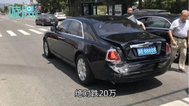 劳斯莱斯|“浙江最豪横车牌号劳斯莱斯遭消防车追尾”后续，劳斯莱斯车主回应了