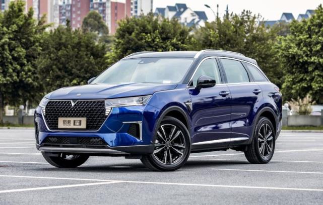 日产启辰|国产全新“搅局者”，全车15个雷达，油耗6.1L，有大沙发之称