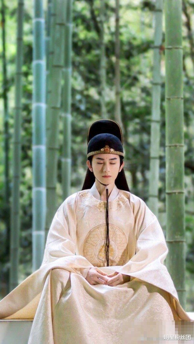 张艺兴|新《老九门》开拍，最大看点是超高颜值的二月红，比张艺兴版还帅