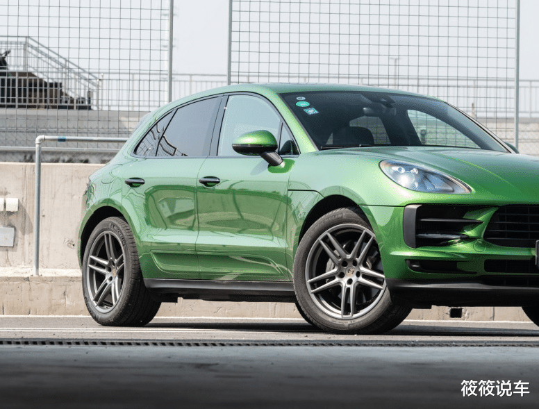[保时捷Macan]保时捷终于“良心”了！比奥迪Q5L气派，入门爆252马力，标配全时四驱