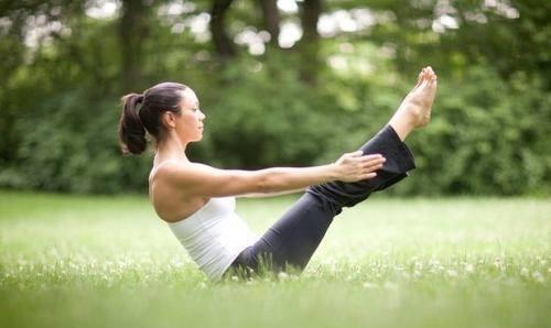 臀部@奚梦瑶瘦腹秘诀，5个瑜伽动作，肚子一周瘦一码