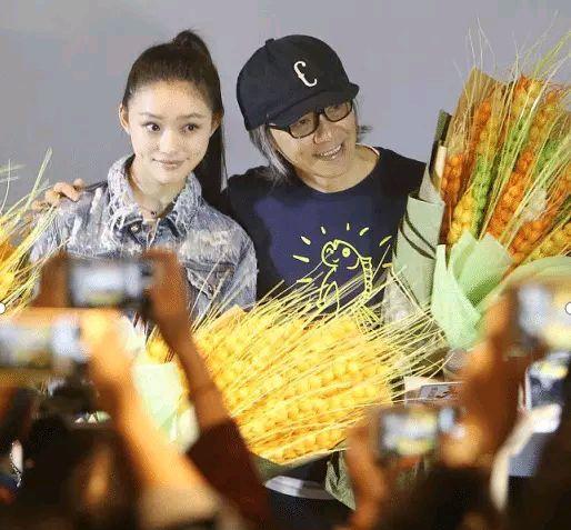 「周星驰」港媒透露张柏芝和周星驰大婚消息!周星驰助理亲自回应