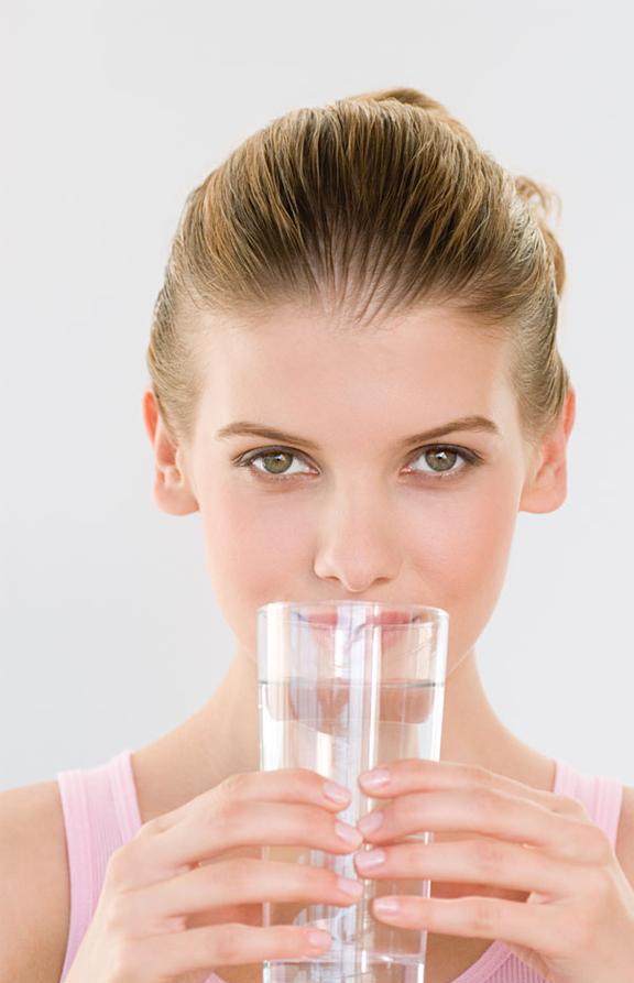 『口臭』50岁以后 健康的人 早上起床都有以下4个特征 看看你有没有