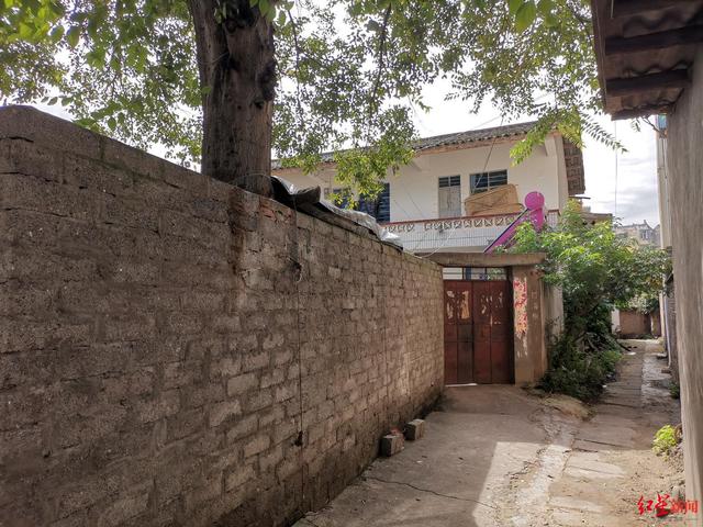 天天读报会|农民工“哑哑”突发多器官衰竭:干活从不讲价 没钱医治,众人帮他讨回4万工钱