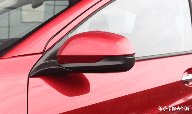 国产车|又一合资车“以价换量”!跌至9.68万,油耗3毛4,叫板国产车