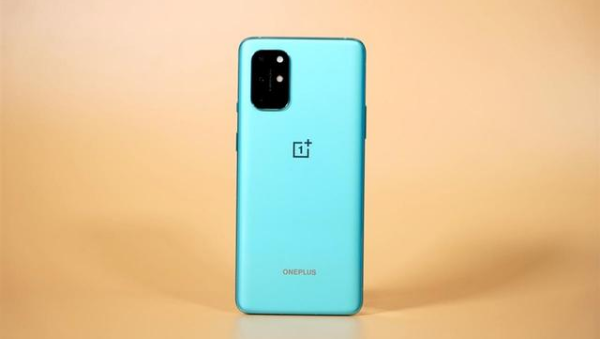 红米手机|iPhoneXR用了2年，今年换成一加8T，不吹不黑分享心里话