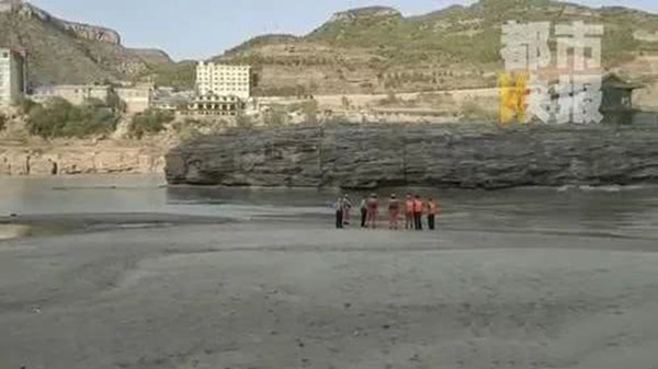 「虎门大桥」“5.2”坠河事件后续！19岁男子遗体漂至邻省，家属悲诉：死要见尸