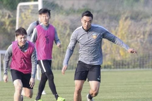 『维尼修斯』一个国脚不太可能36岁都找不到老婆？难道他不食人间烟火？