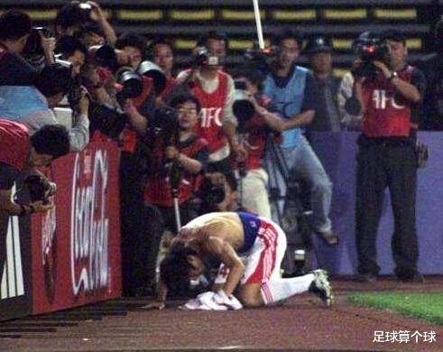 【李玮锋】李玮锋：我和范志毅、申思、祁宏不一样，他们从小得到了家庭温暖