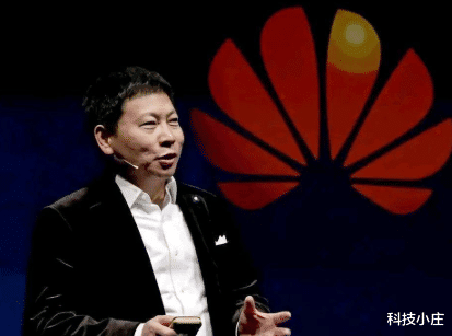 华为鸿蒙系统|鸿蒙OS投入上亿，余承东突然宣布，谁也没料到，一切如此之快