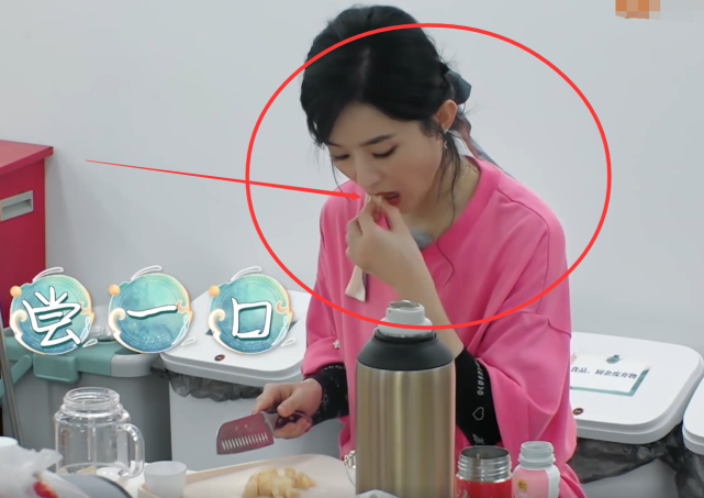 赵丽颖|赵丽颖吃坏桃后腹泻，谁注意字幕4字提醒？才知真人秀有多真实