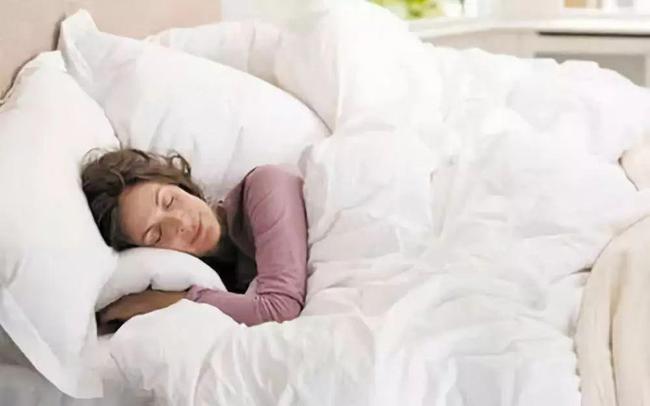 睡眠|\人睡三觉，命比纸薄\是什么意思？专家：先“睡”对，才能长寿
