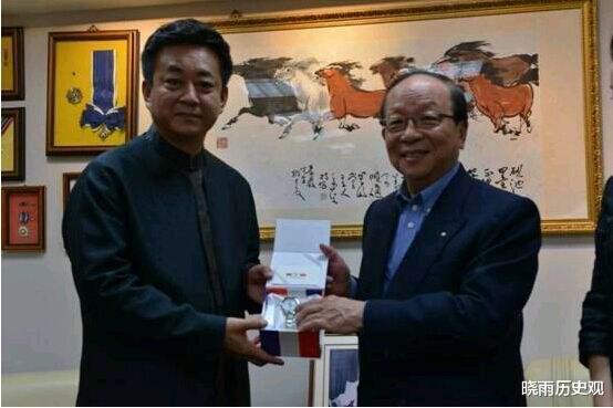 蒋介石■蒋介石孙子历经艰苦终回到故土，可由于太过于激动，再也没能醒来