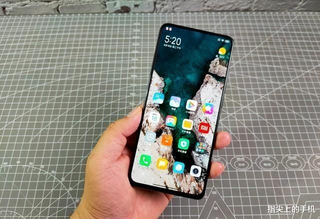 miui12|Redmi K30至尊版简直就是价格屠夫，MIUI12完美带动120Hz刷新率