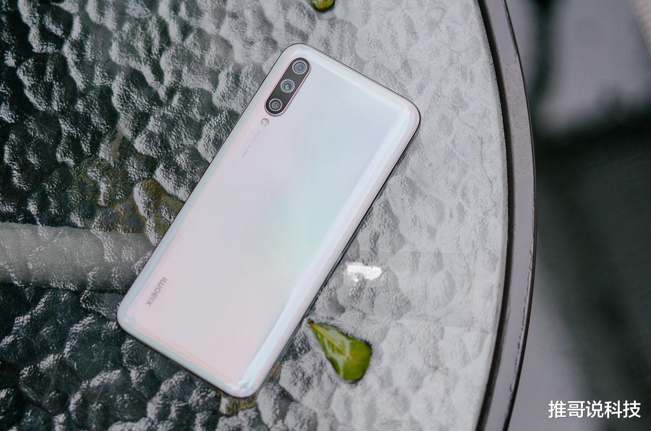 小米科技|?选小米手机有讲究，2个系列别买，这3种放心买