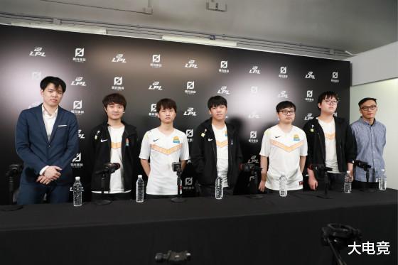 LGD|季军赛SN赛后采访 SN教练：现在打LGD我们不可能用100%实力