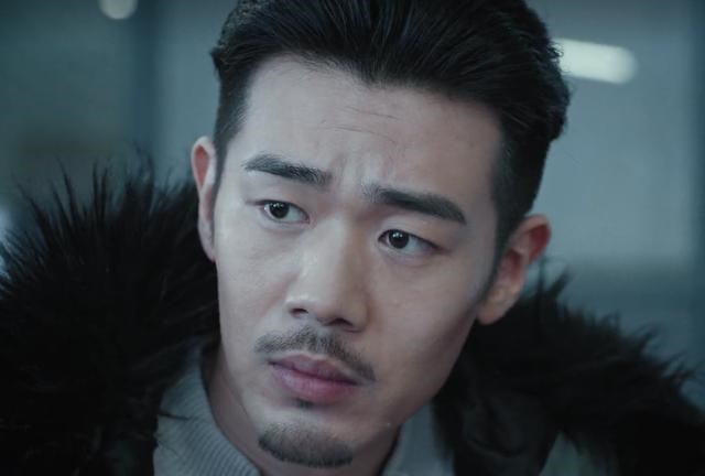 「崔志友」《燃烧》刘青叶结局：找出许家福，被许佳桐绑架，终与高风在一起