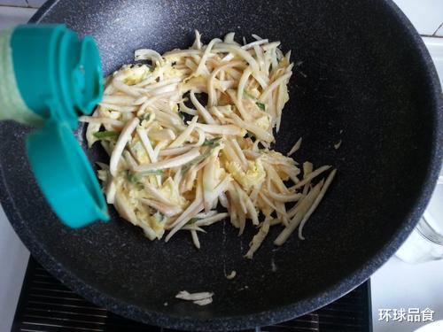 茭白|骨头汤、虾皮其实不补钙！真正补钙的蔬菜是它，补钙长个头！