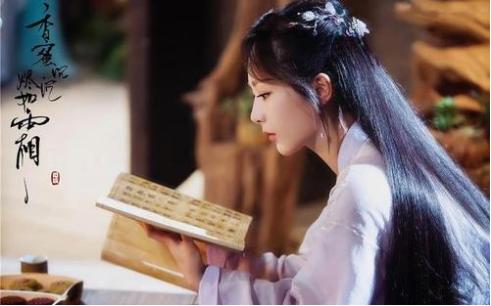 杨紫|13年前“凭爹”将杨紫赶出剧组，多年后再相逢，只能给她做陪衬