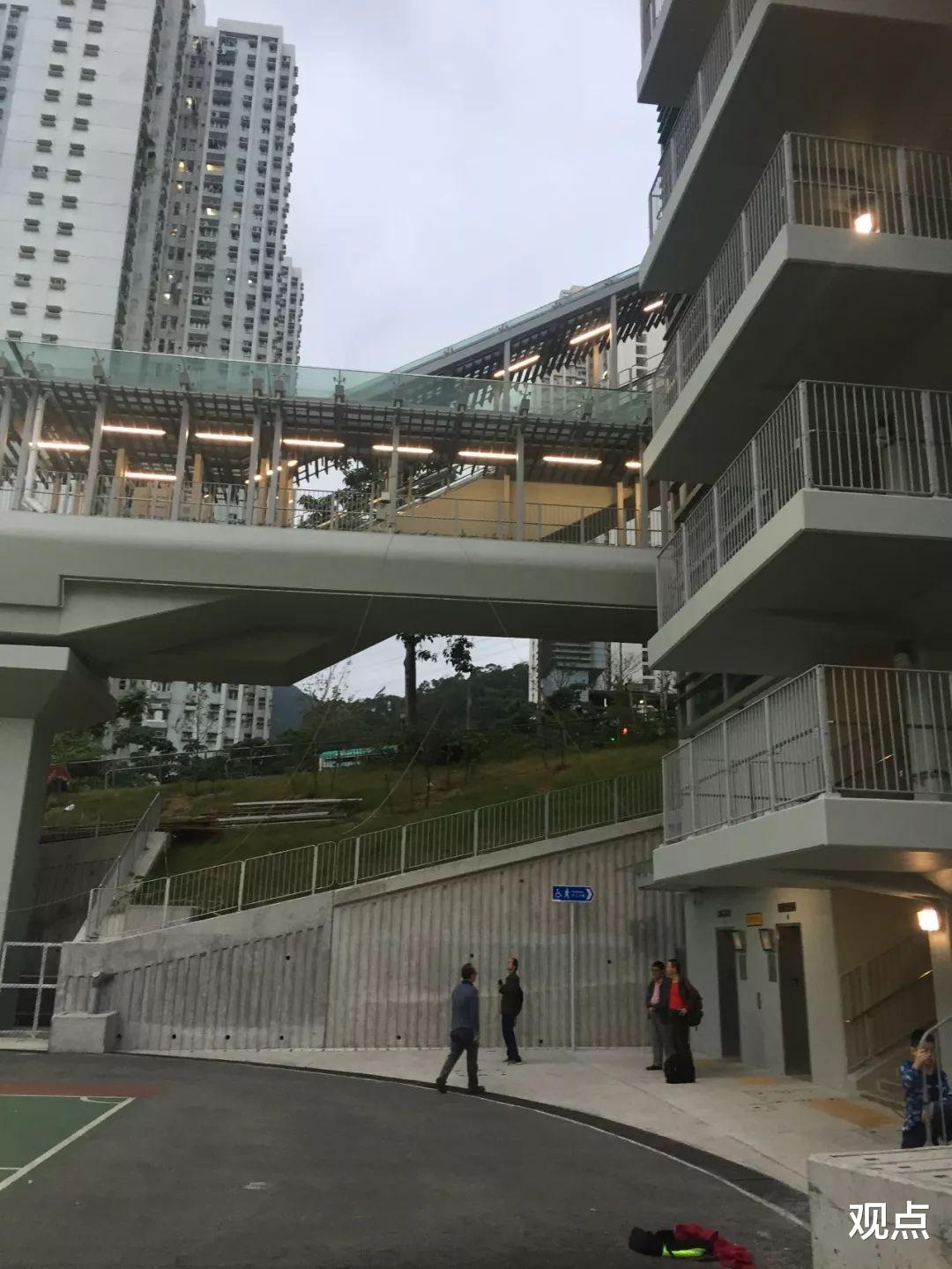 我去了趟香港，看了套16平米的公租房