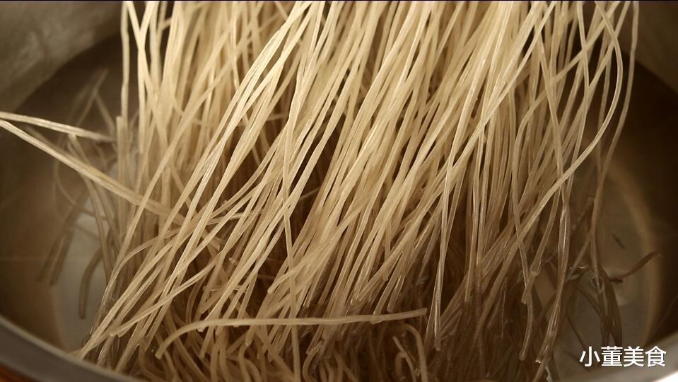 白菜|白菜炖豆腐，先炒白菜还是先炖豆腐？顺序搞错了，难怪不鲜香入味