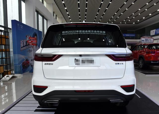 吉利汽车|吉利又推王牌SUV，1.4T动力油耗6升，尺寸不输途观，比H6接地气！